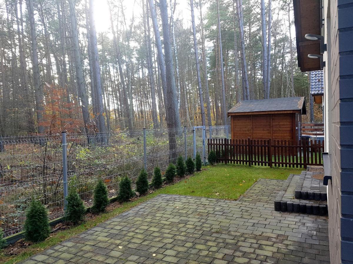 Villa Dom Na Skraju Łukęcin Esterno foto